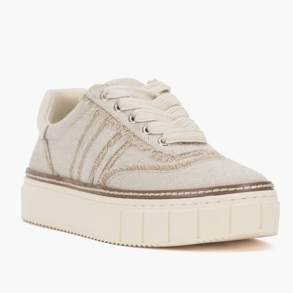 Vince Camuto Reilly Platform Sneaker in Stone Khaki Neutral Women’s Shoe 9.5m 41 - Picture 1 of 10